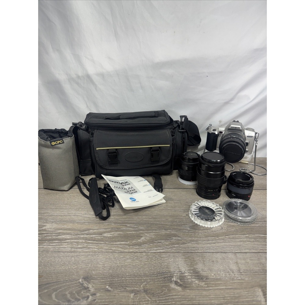 Minolta Maxxum STsi 35mm Film CameraAF 4 Lens, Accessories, New Batteries,Tested